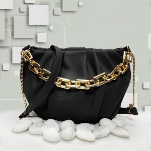 Women's Plain Saddle Crossbody Bag – Stylish & Lightweight