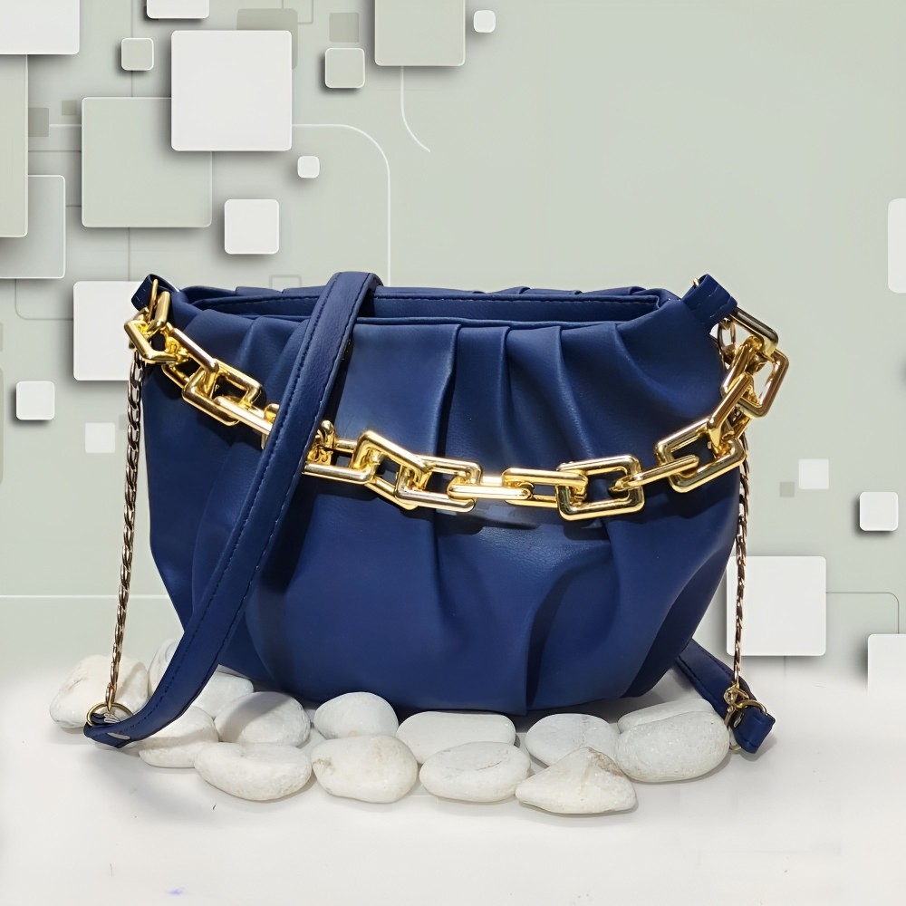 Women's Plain Saddle Crossbody Bag – Stylish & Lightweight